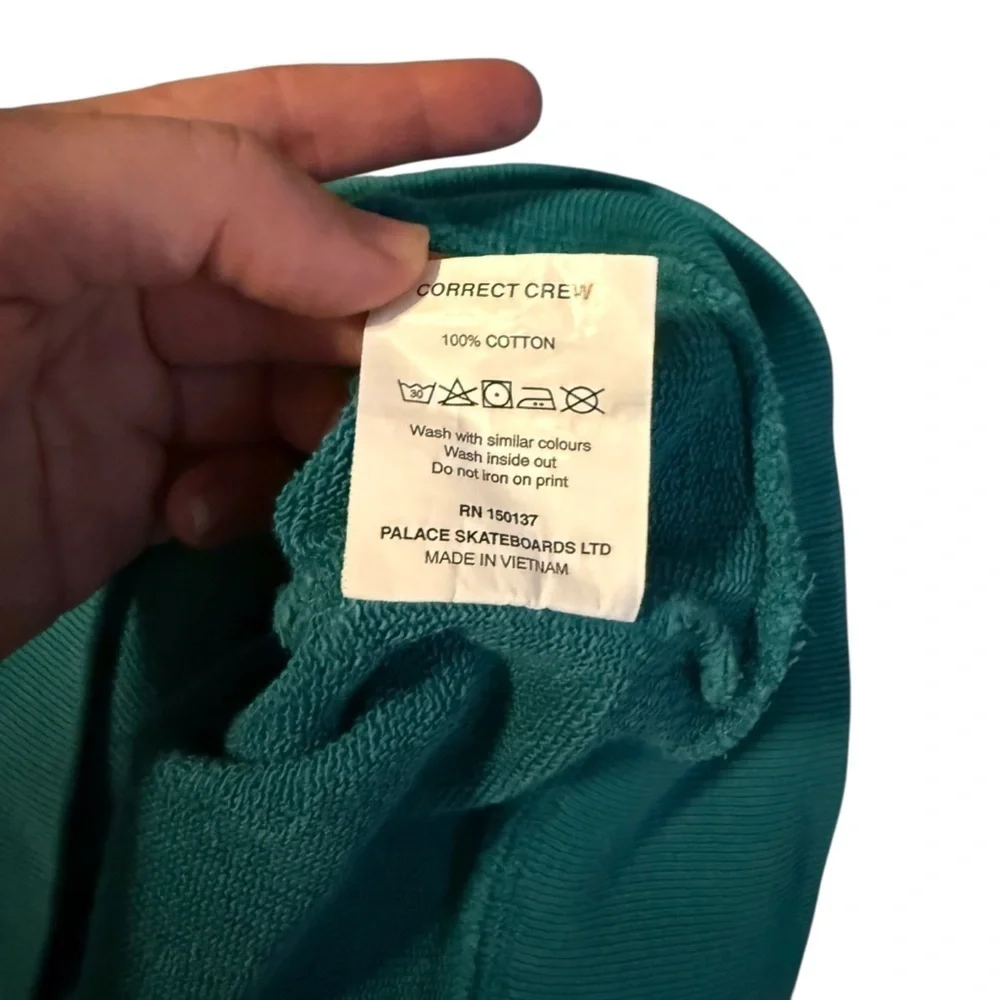 Palace Correct Crewneck Size Small